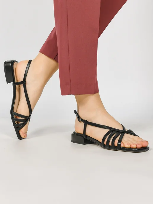 Teet Space Shoes Босоножки летние на каблуке, черный