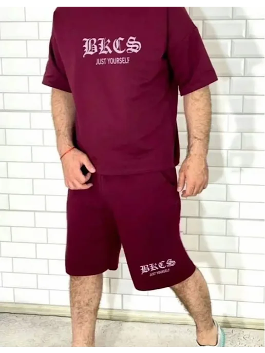 VIE SHOP Костюм спортивный с шортами, красный